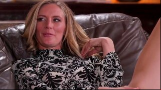 MOMMYS GIRLS - Stepdaughters in threeway